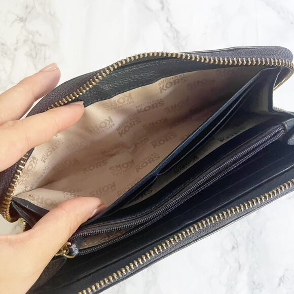 MICHAEL KORS Navy Blue Leather Zip Around Wallet - Picture 6 of 6